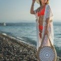 Kimono de plage en crochet L'ETE EN SOLDE boheme