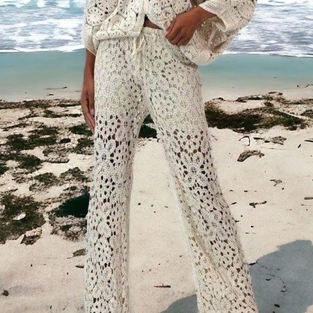 Le pantalon de plage en crochet L'ETE EN SOLDE 100% coton