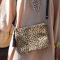 Pochette en cuir motif animalier Cuir et daim cuir véritable